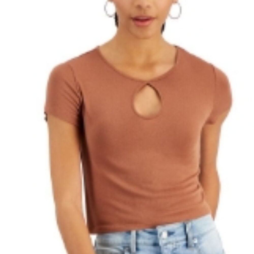 NWT Hippie Rose JUNIORS keyhole top